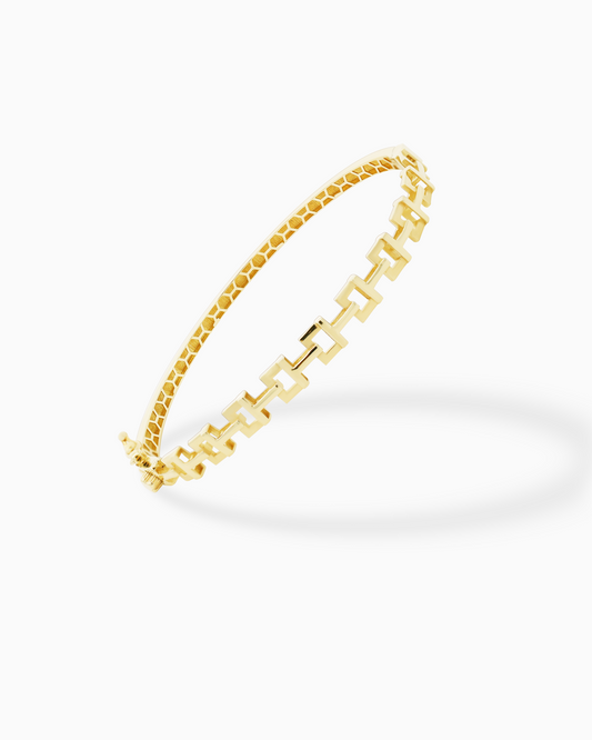 18K Gold Bangle - 7.48g